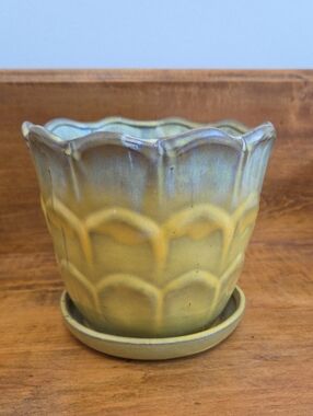 Allen + Roth Pottery Planter